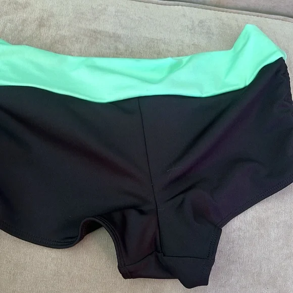 Pink gym to swim - Picture 4 of 4